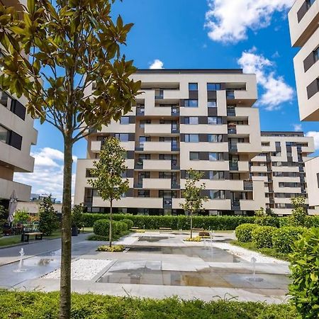 Labyrinth Apartment - Free Parking Space Included Варна Екстер'єр фото