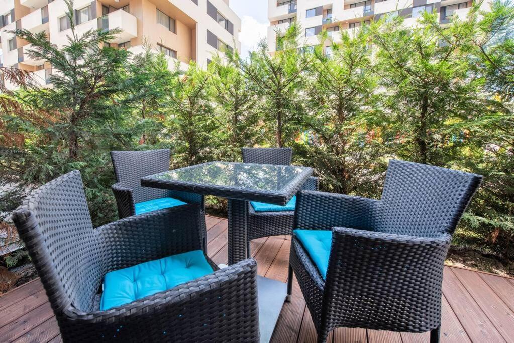 Labyrinth Apartment - Free Parking Space Included Варна Екстер'єр фото